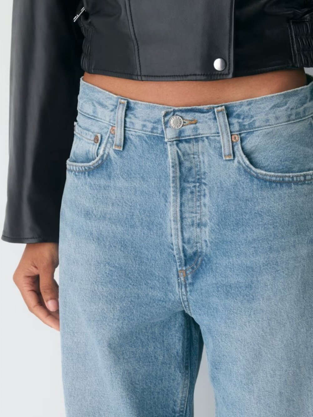 AGOLDE — Low-Slung Baggy Jeans — Libertine Light Indigo — Size 27 - Picture 8 of 10